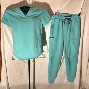 Fabletics Scrub Set, Sz S